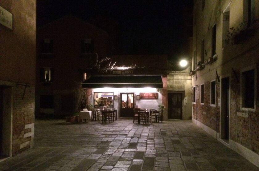 Locals osterie in Venice